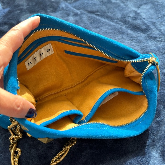 Hype suede studded shoulder bag - Picture 5 of 7